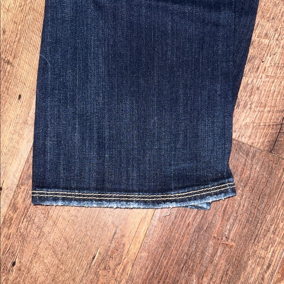 Silver Jeans Co. Blue Denim with Contrast Stitching - Picture 7 of 13